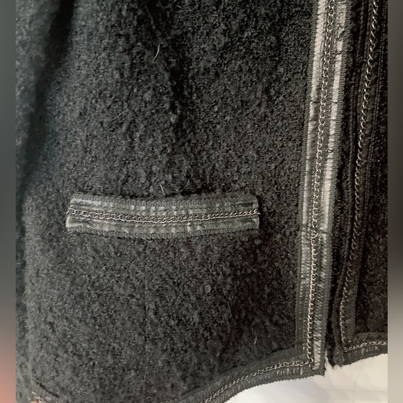 Coat - Picture 2 of 5